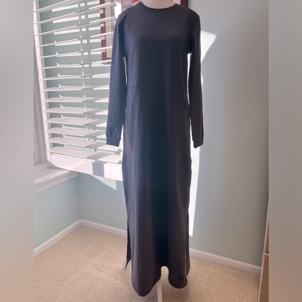 Tommy Life Performance. Women’s Dress size S. brand new with tags.